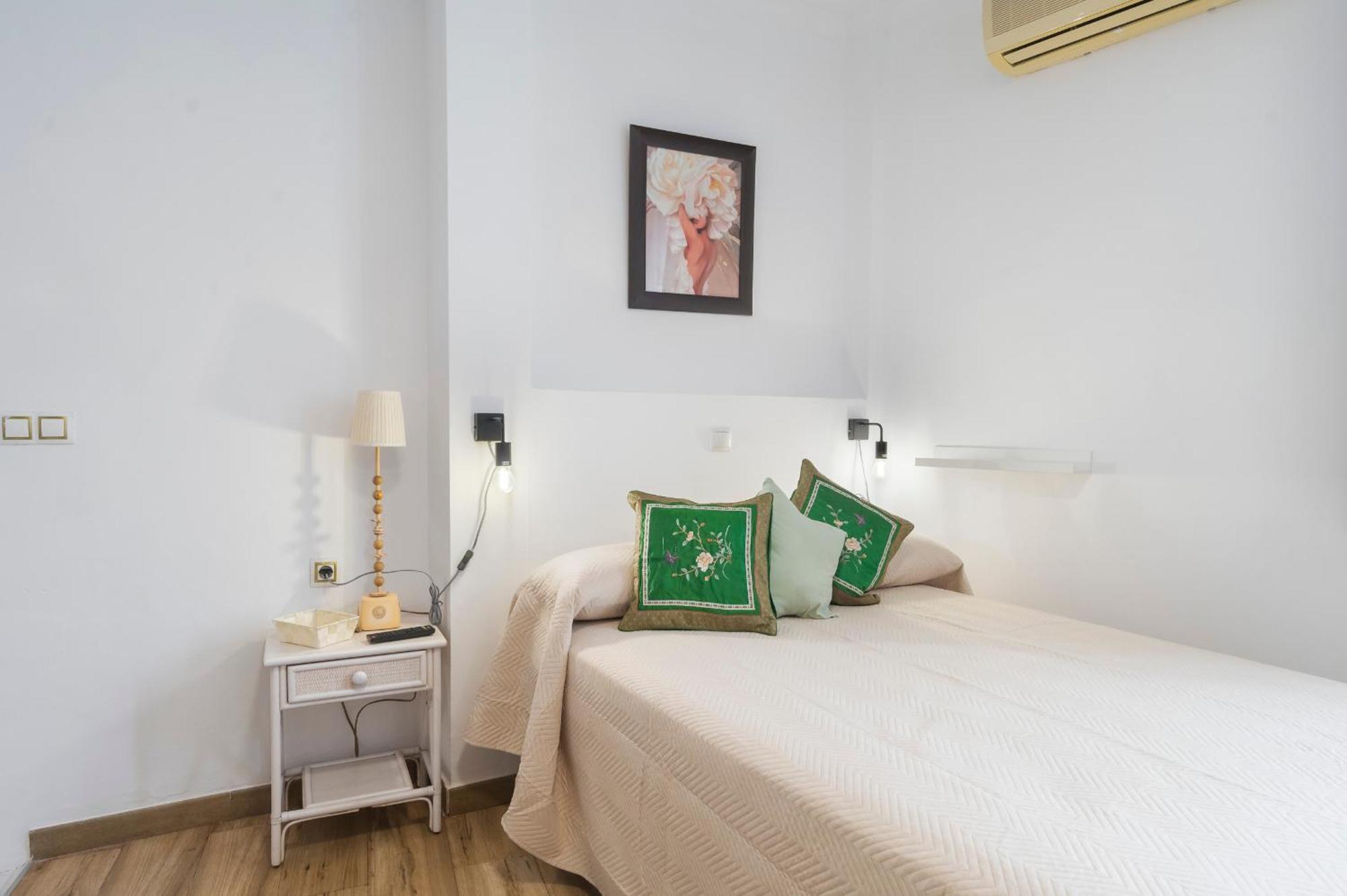 Santa Catalina Moderno Apartment Seville Ngoại thất bức ảnh